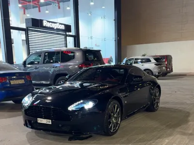 2013 استون مارتن في 8 فانتج