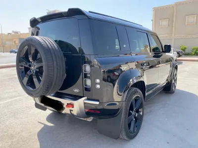 2023 لاند روفر ديفيندر اكس 110