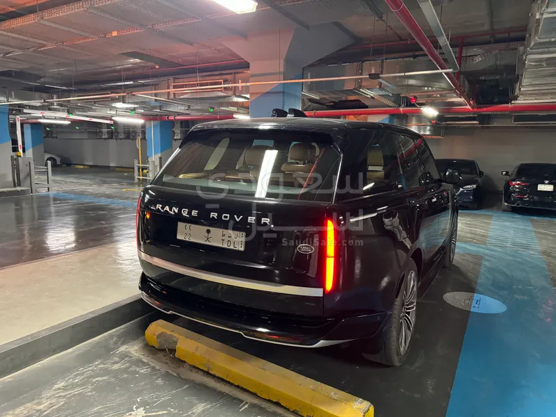 2022 لاند روفر رينج روفر اوتوبيوغرافي