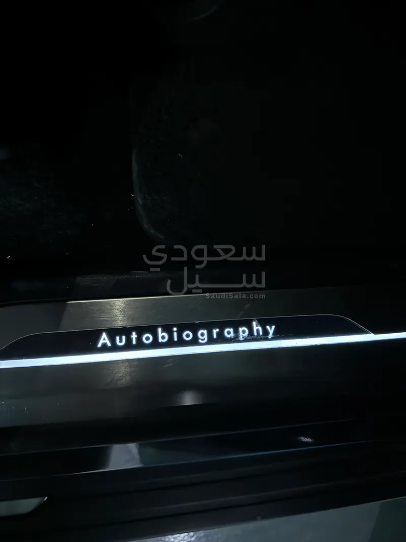 2022 لاند روفر رينج روفر اوتوبيوغرافي