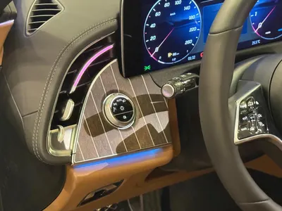 2024 مرسيدس - بنز إي 300 أي إم جي