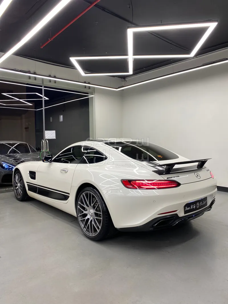 2018 مرسيدس - بنز جي تي إس أي إم جي