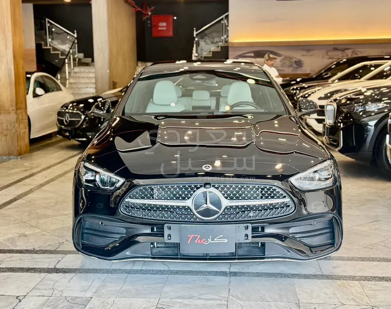 2025 مرسيدس - بنز سي 200 أي إم جي