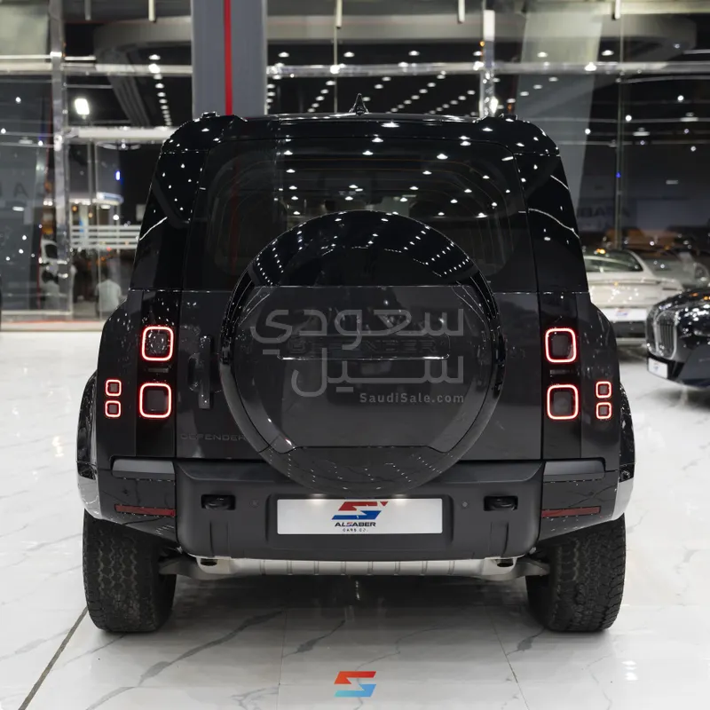 2026 لاند روفر ديفيندر اكس داينمك