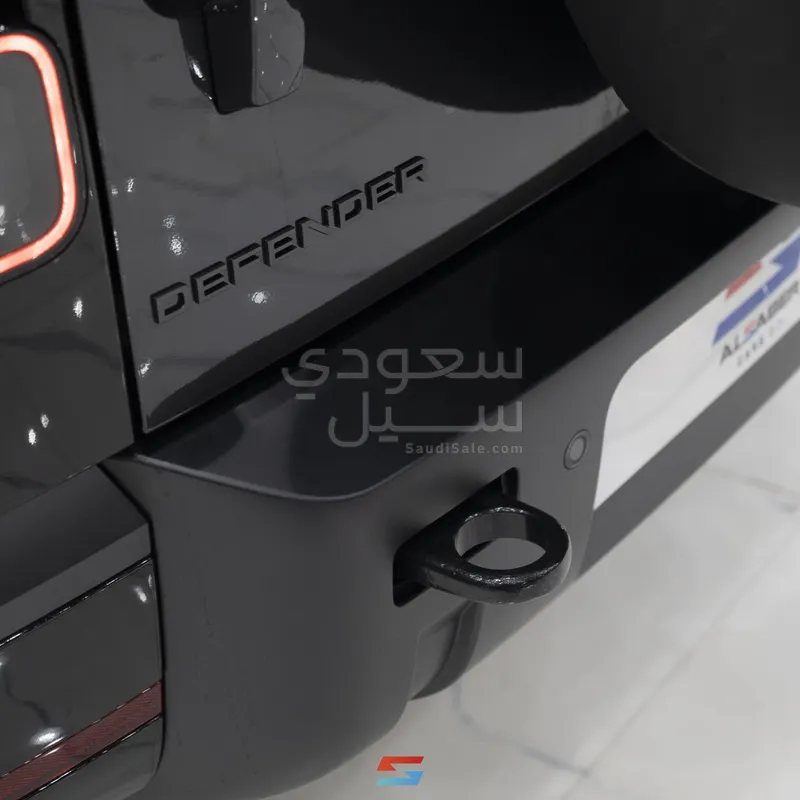 2026 لاند روفر ديفيندر اكس داينمك