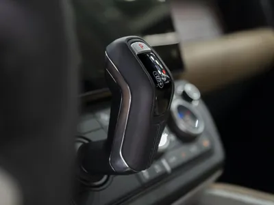 2026 لاند روفر ديفيندر اكس داينمك