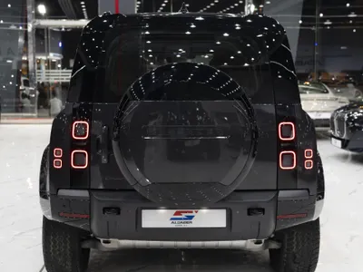 2026 لاند روفر ديفيندر اكس داينمك