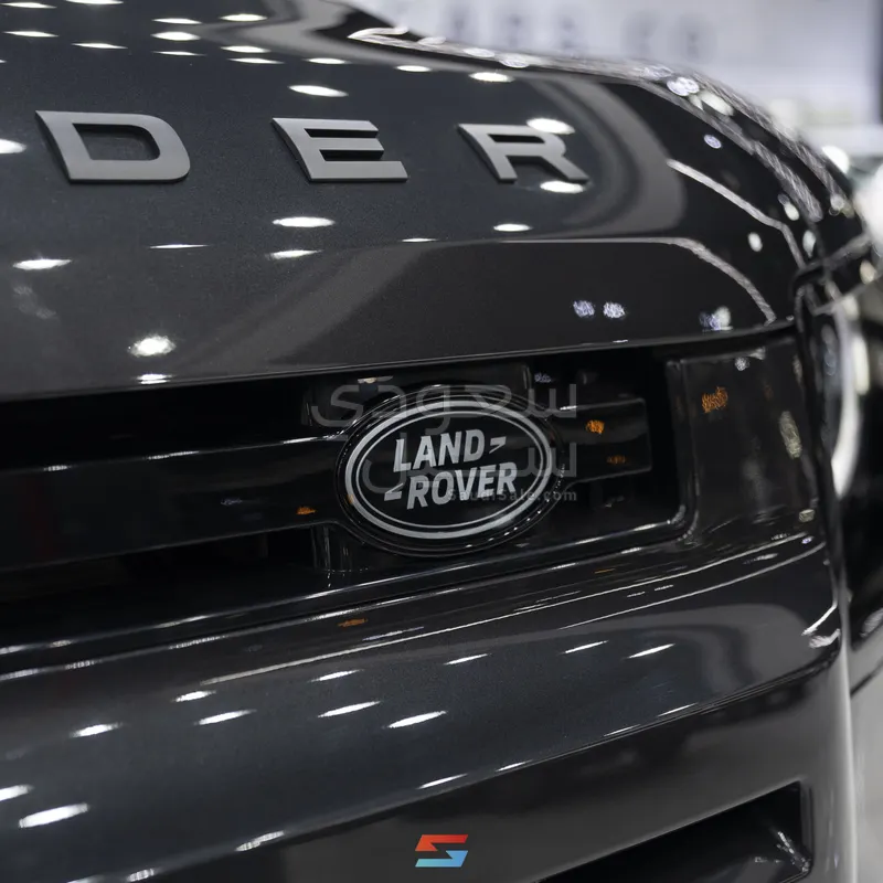 2026 لاند روفر ديفيندر اس اي