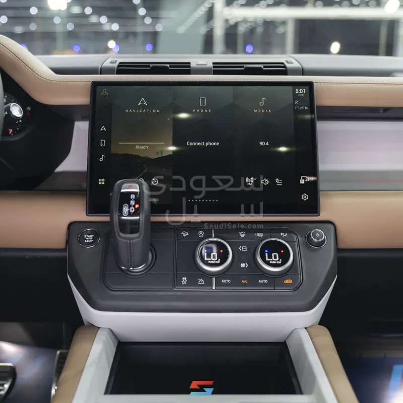 2026 لاند روفر ديفيندر اس اي