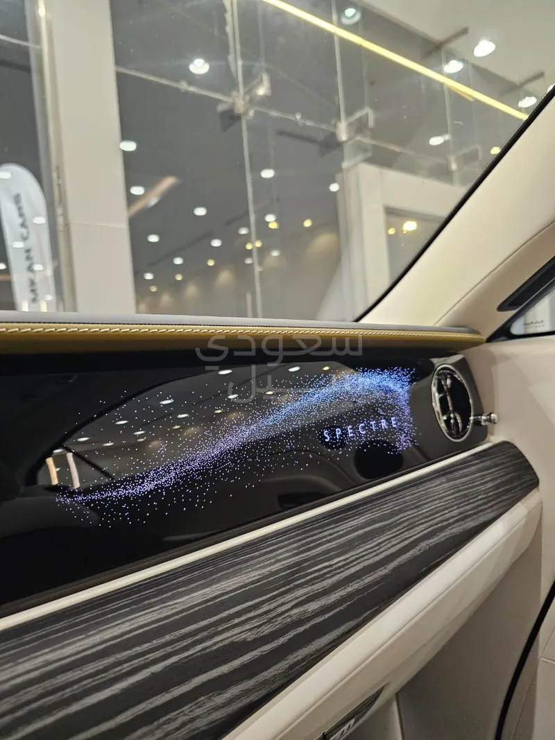 2024 رولز رويس سبيكتر