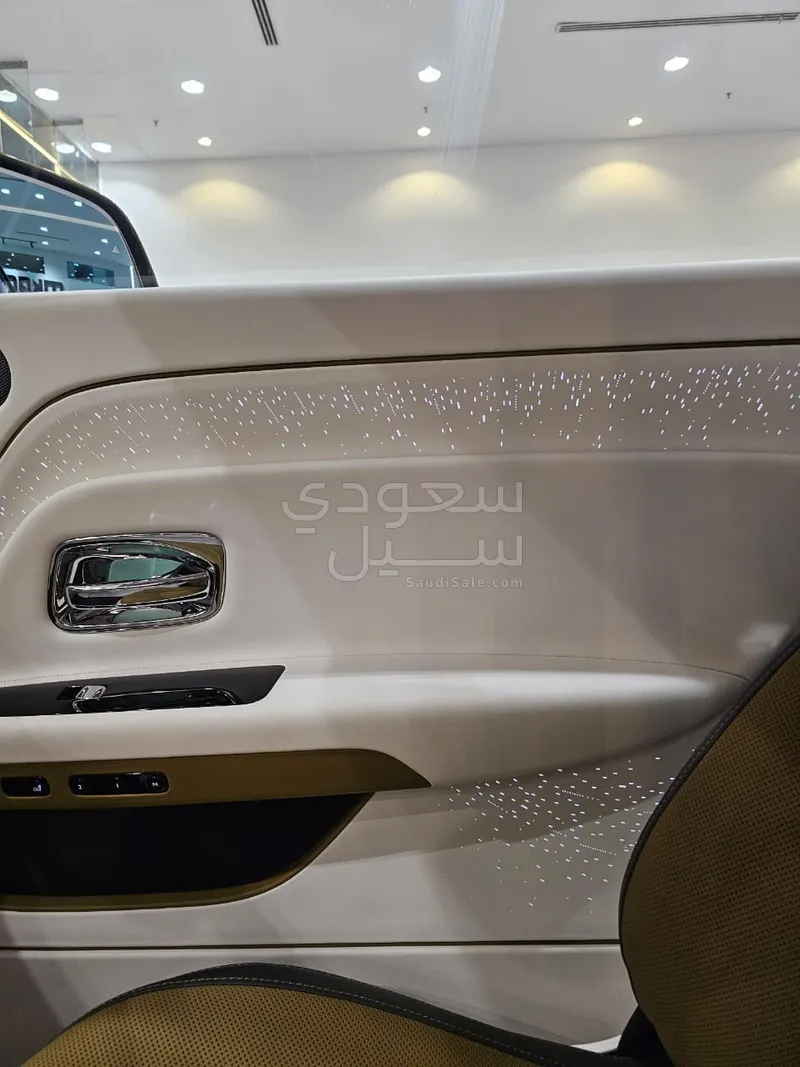 2024 رولز رويس سبيكتر
