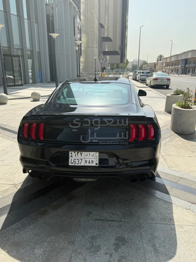 2021 فورد موستانغ جي تي