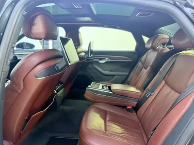 2019 اودي اي 8 ال