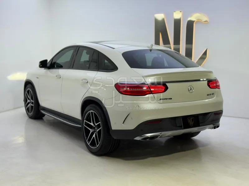 2019 مرسيدس - بنز جي إل إي 43 أي إم جي