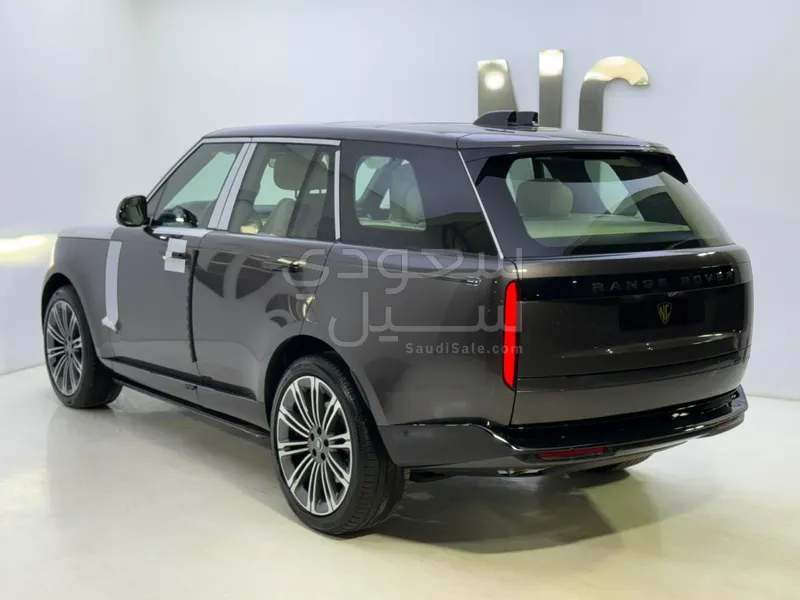 2025 لاند روفر رينج روفر اوتوبيوغرافي
