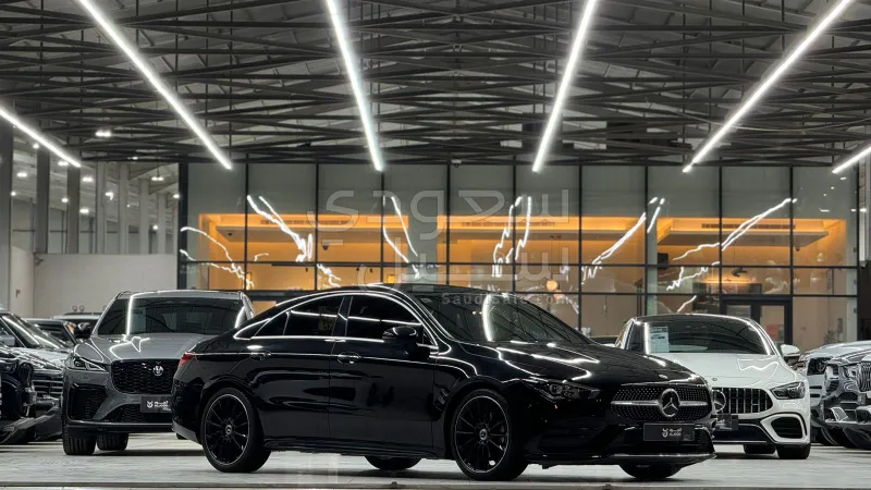 2022 مرسيدس - بنز سي إل أي 200