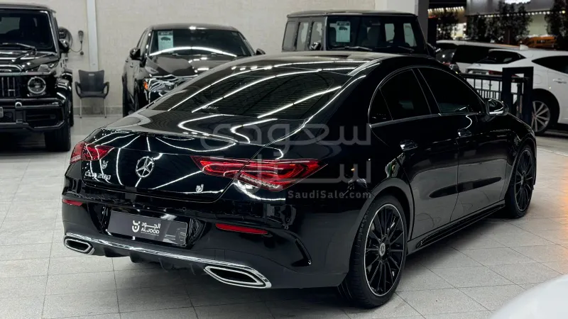 2022 مرسيدس - بنز سي إل أي 200