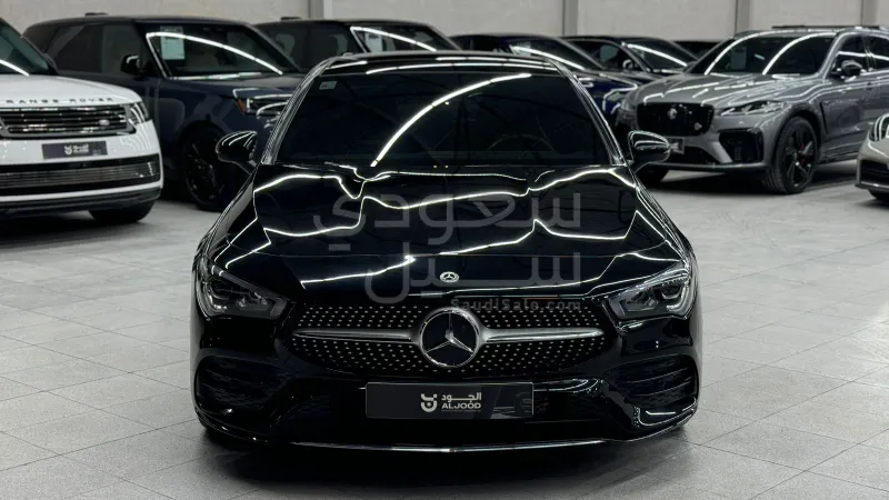 2022 مرسيدس - بنز سي إل أي 200