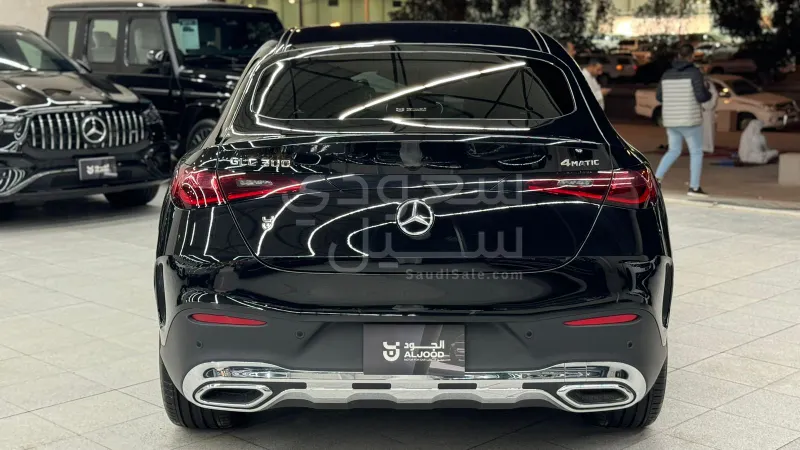 2025 مرسيدس - بنز جي إل سي 300