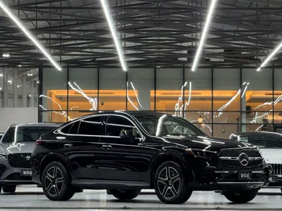 2025 مرسيدس - بنز جي إل سي 300