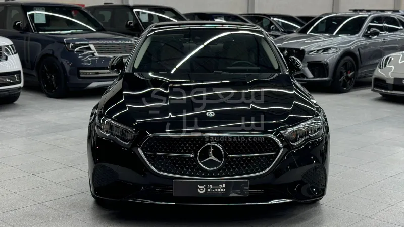 2025 مرسيدس - بنز إي 200