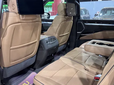 2025 كاديلاك اسكاليد