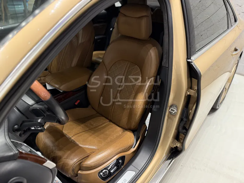 2013 اودي اي 8 ال