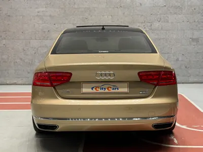 2013 اودي اي 8 ال