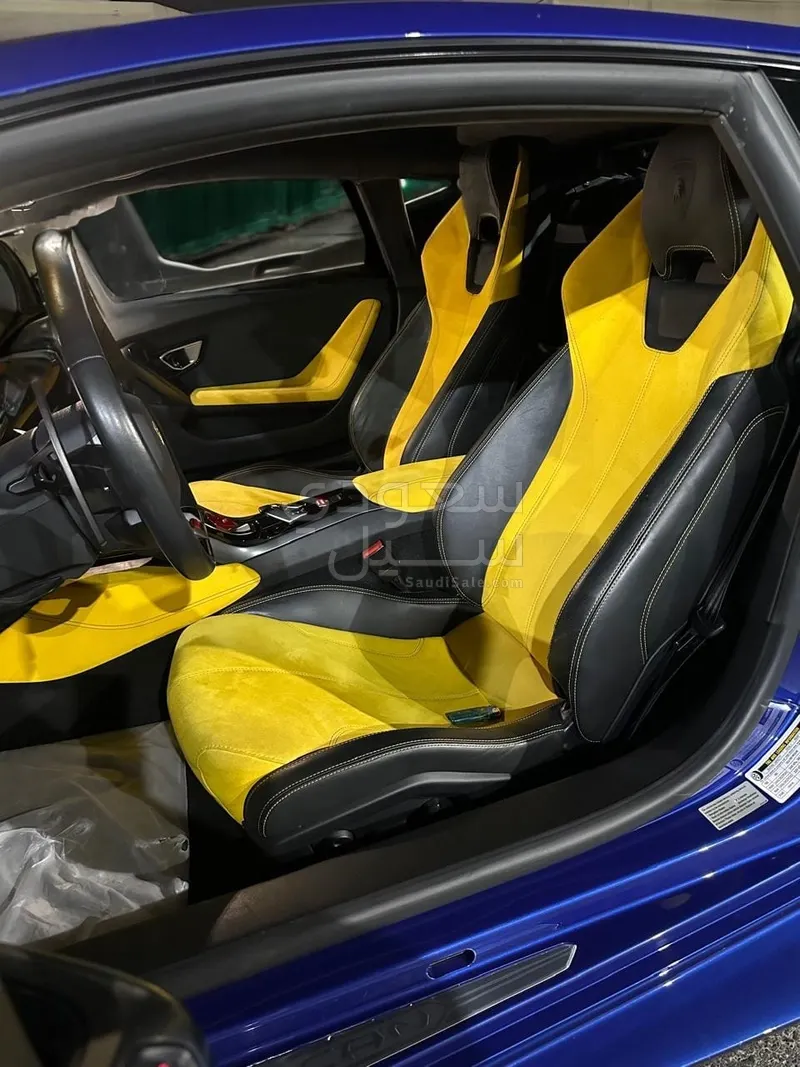 2015 لمبرجيني هوراكان