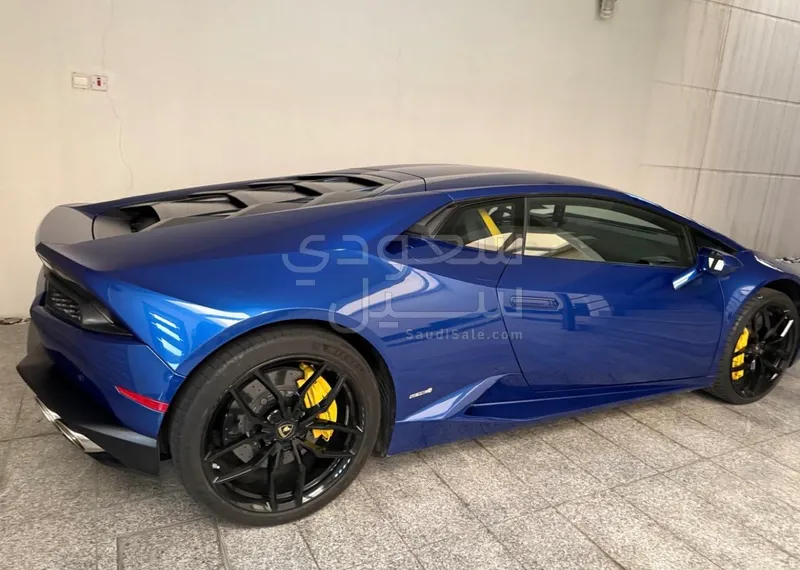 2015 لمبرجيني هوراكان