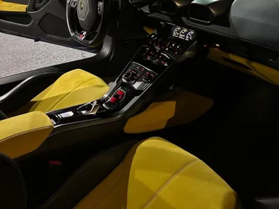 2015 لمبرجيني هوراكان