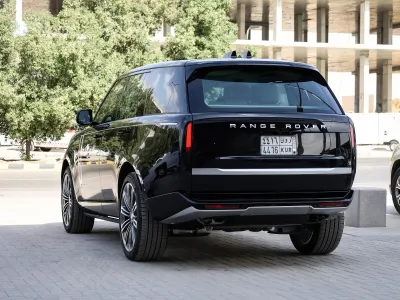 2025 لاند روفر رينج روفر اوتوبيوغرافي