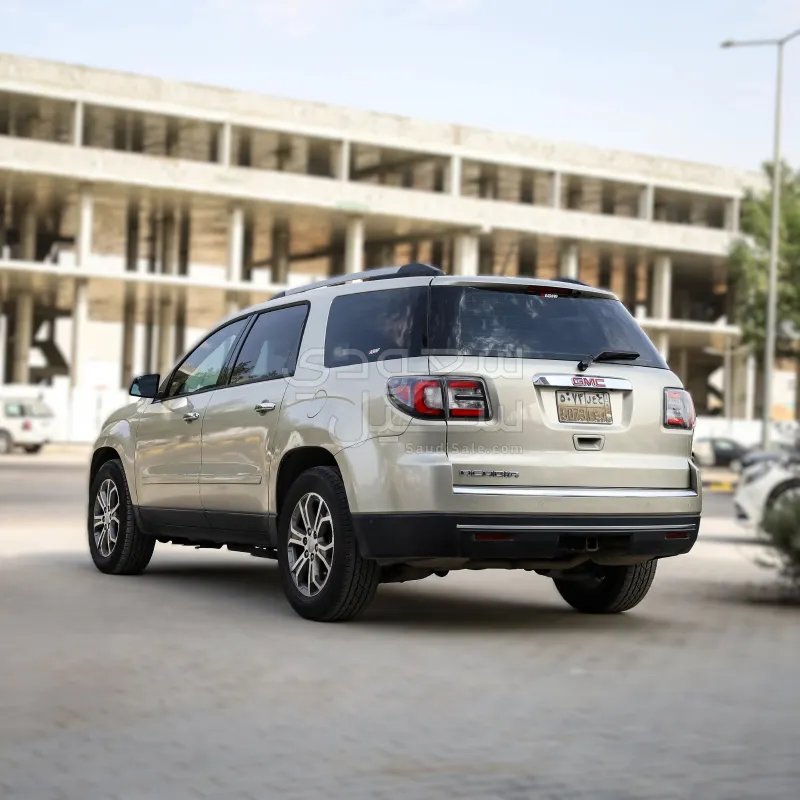 2014 جي ام سي اكاديا