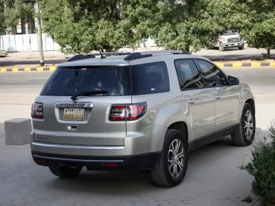 2014 جي ام سي اكاديا