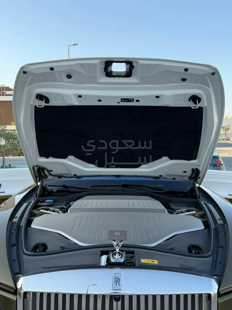 2024 رولز رويس سبيكتر