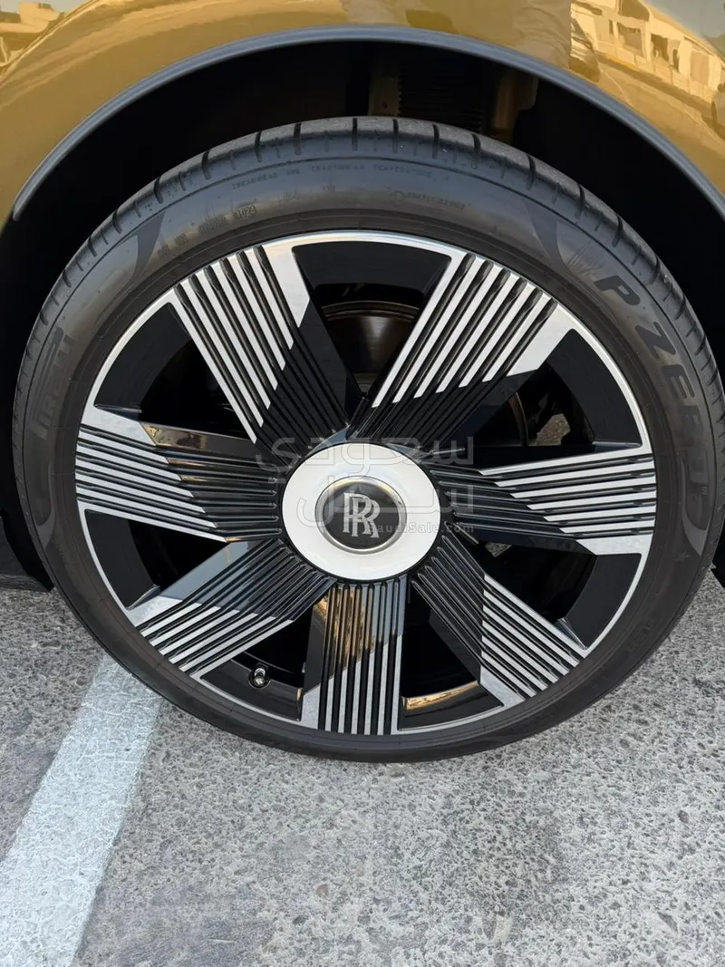 2024 رولز رويس سبيكتر