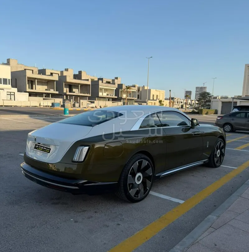 2024 رولز رويس سبيكتر