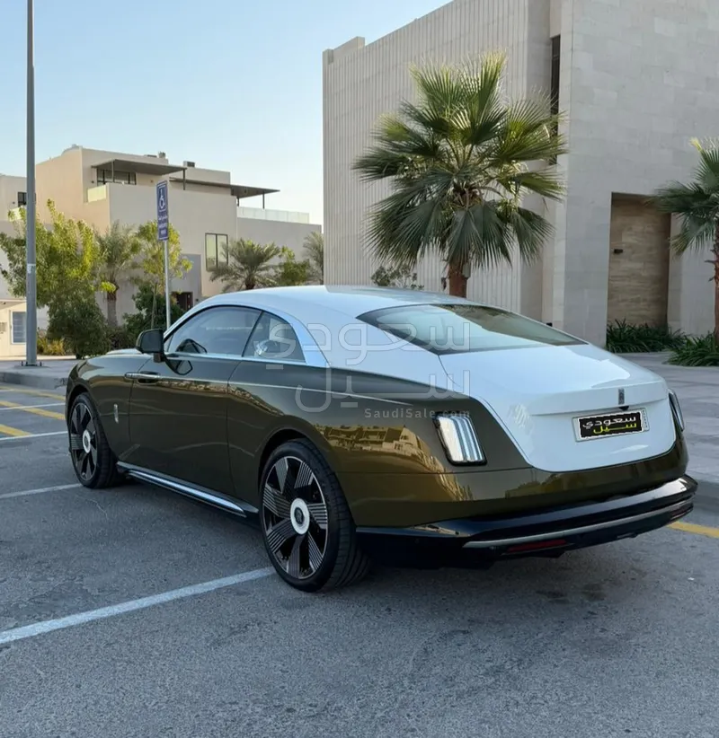 2024 رولز رويس سبيكتر