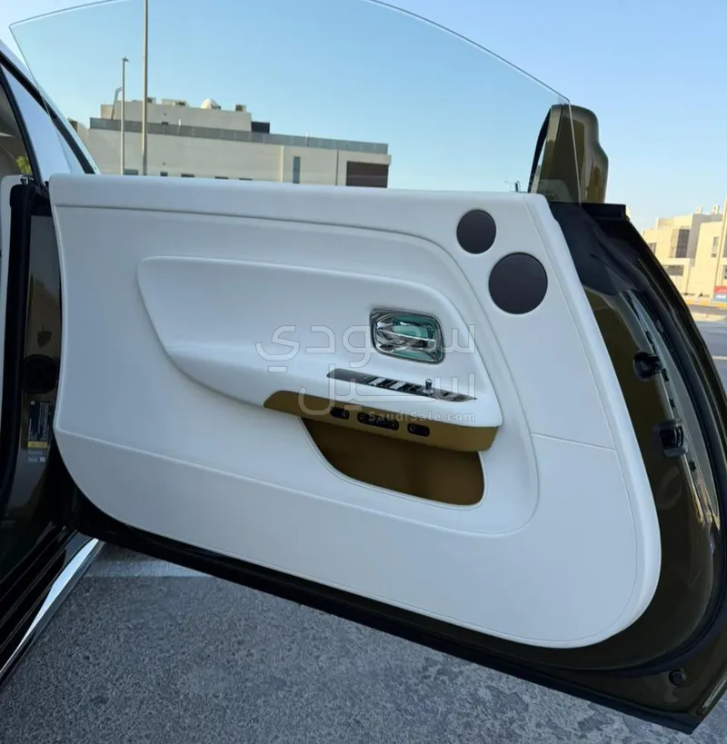 2024 رولز رويس سبيكتر