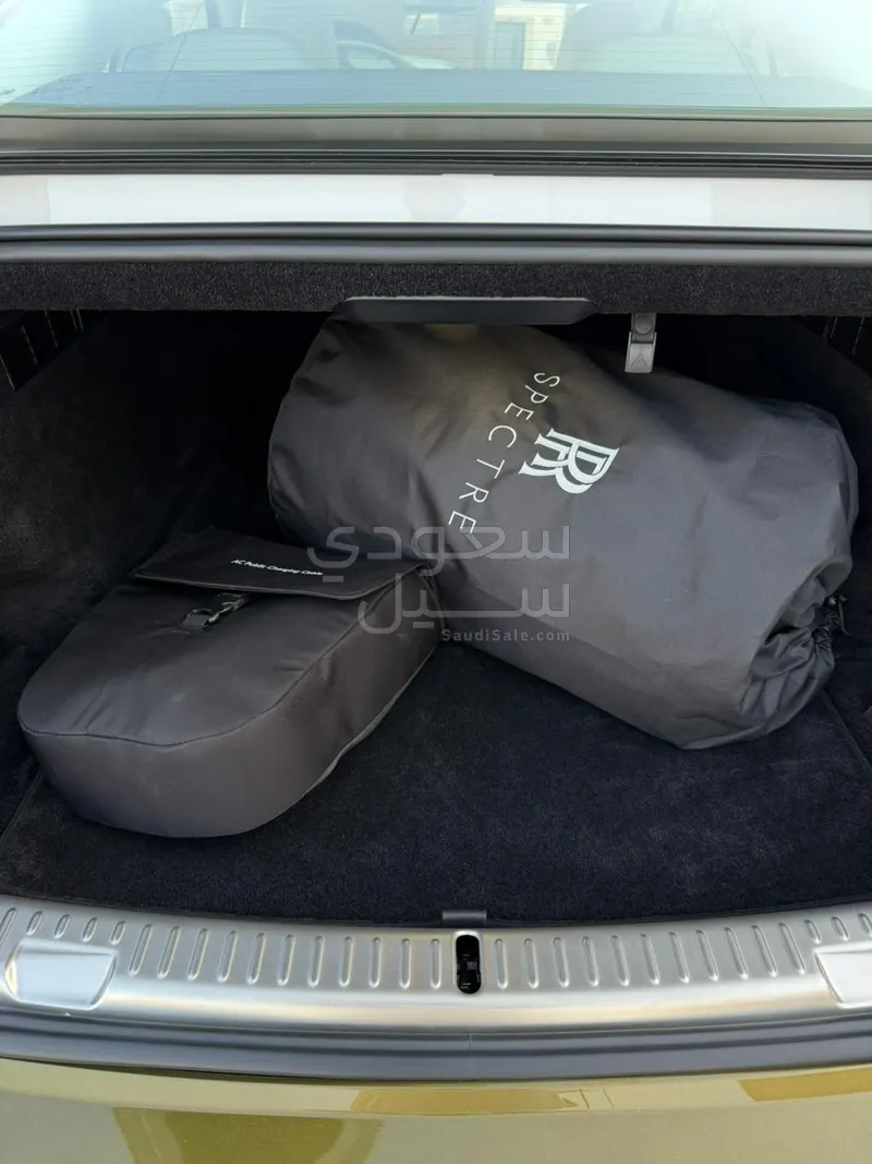 2024 رولز رويس سبيكتر