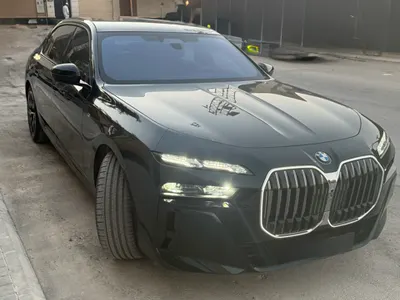 2025 بي ام دبليو الفئة السابعة 735 إل أي