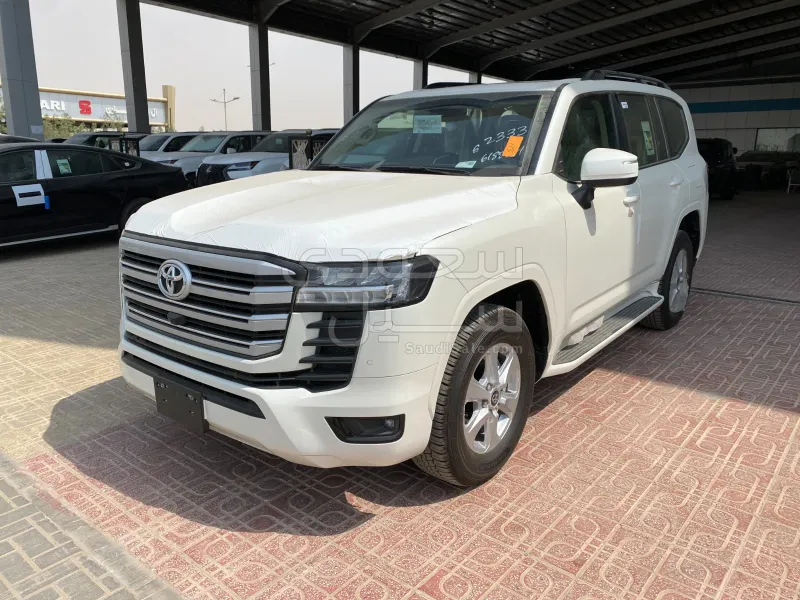 2025 تويوتا لاند كروزر جي اكس ار2