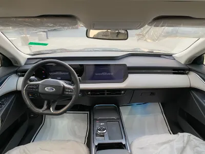 2026 فورد توروس تايتينيوم