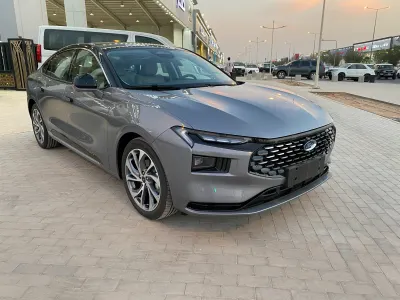 2026 فورد توروس تايتينيوم