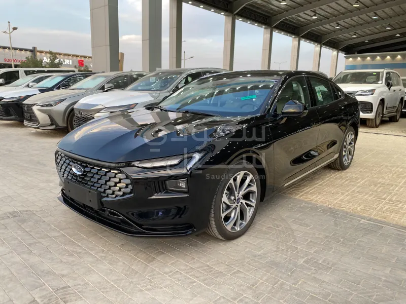 2026 فورد توروس تايتينيوم