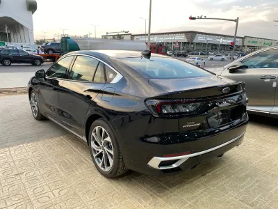 2026 فورد توروس تايتينيوم