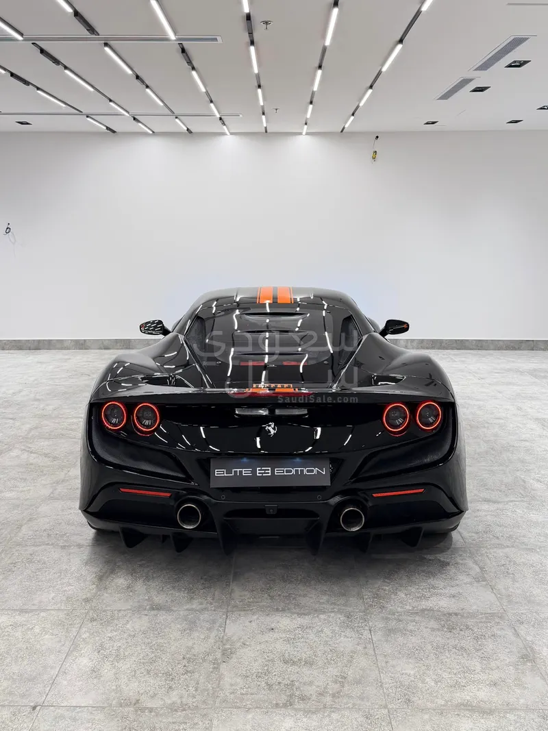 2020 فيراري اف 8 تريبوتو