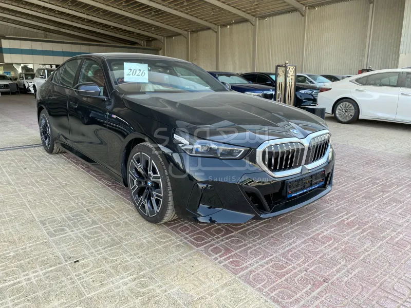 2026 بي ام دبليو الفئة الخامسة 520 أي