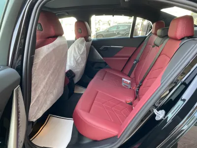 2026 بي ام دبليو الفئة الخامسة 520 أي