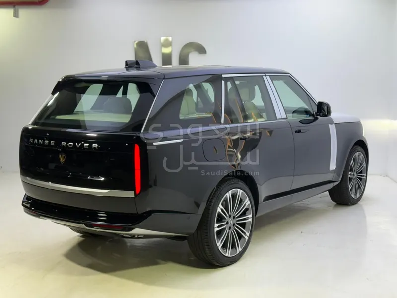 2025 لاند روفر رينج روفر اوتوبيوغرافي